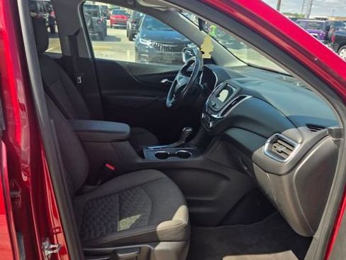 Used 2019 Chevrolet Equinox LT FWD image 14