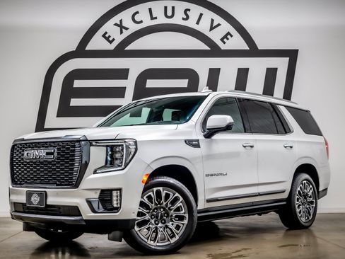 Used 2023 GMC Yukon Denali Ultimate AWD/4WD image 1