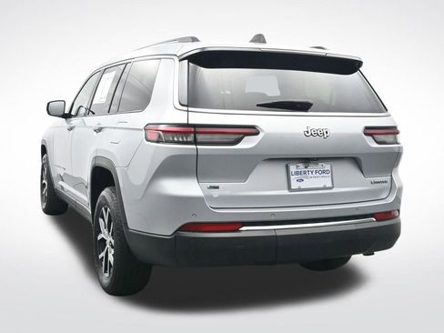 Used 2023 Jeep Grand Cherokee L Limited image 9