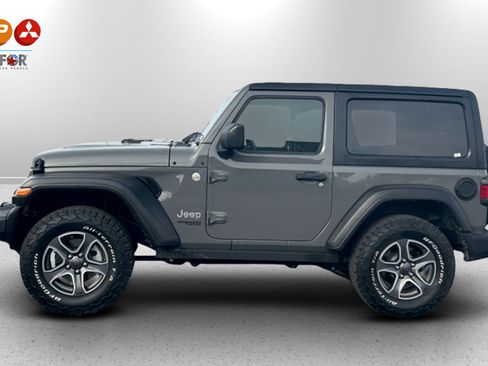 Used 2020 Jeep Wrangler Sport image 7