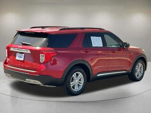 Certified 2023 Ford Explorer XLT w/ Equipment Group 202A RWD image 5