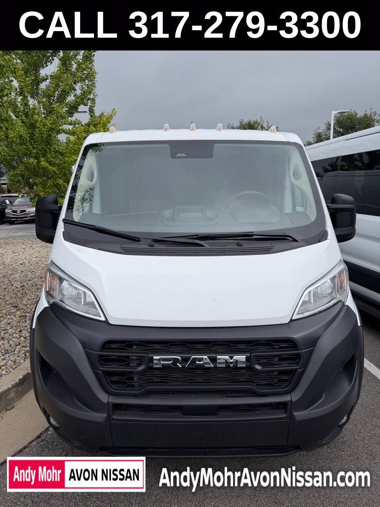 Used 2025 RAM ProMaster 2500 w/ Convenience Group FWD image 2