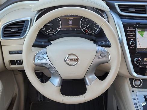Used 2017 Nissan Murano SV w/ Premium Package FWD image 12