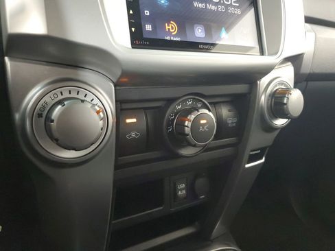 Used 2018 Toyota 4Runner SR5 RWD image 27