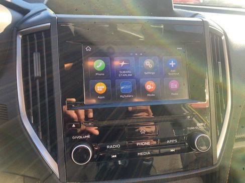 Used 2023 Subaru Crosstrek 2.0i Premium image 15