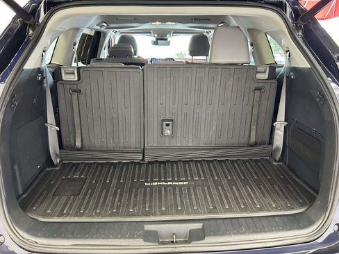 Certified 2021 Toyota Highlander Limited AWD/4WD image 13