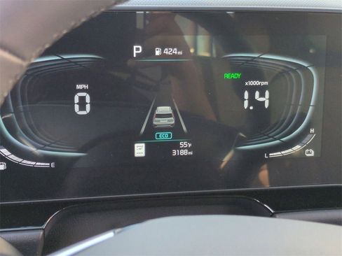 Certified 2025 Kia Niro EX image 11