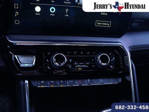 Used 2025 GMC Sierra 1500 Denali w/ Denali Reserve Package image 13