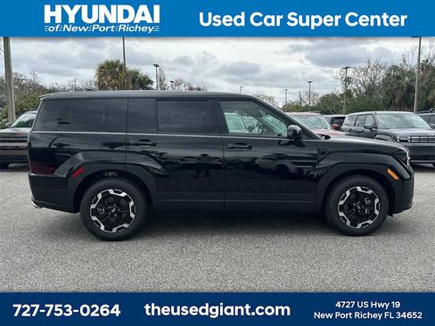 New 2025 Hyundai Santa Fe SE image 8