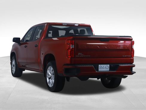 Used 2021 Chevrolet Silverado 1500 Custom w/ Safety Confidence Package RWD image 9