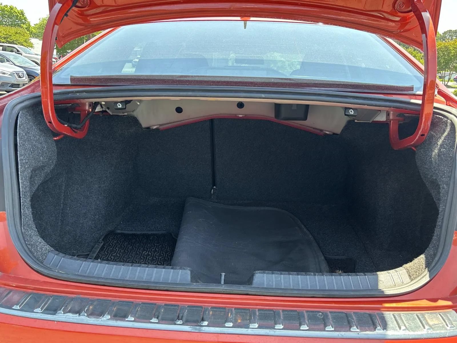 Used 2019 Volkswagen Jetta R-Line FWD image 9