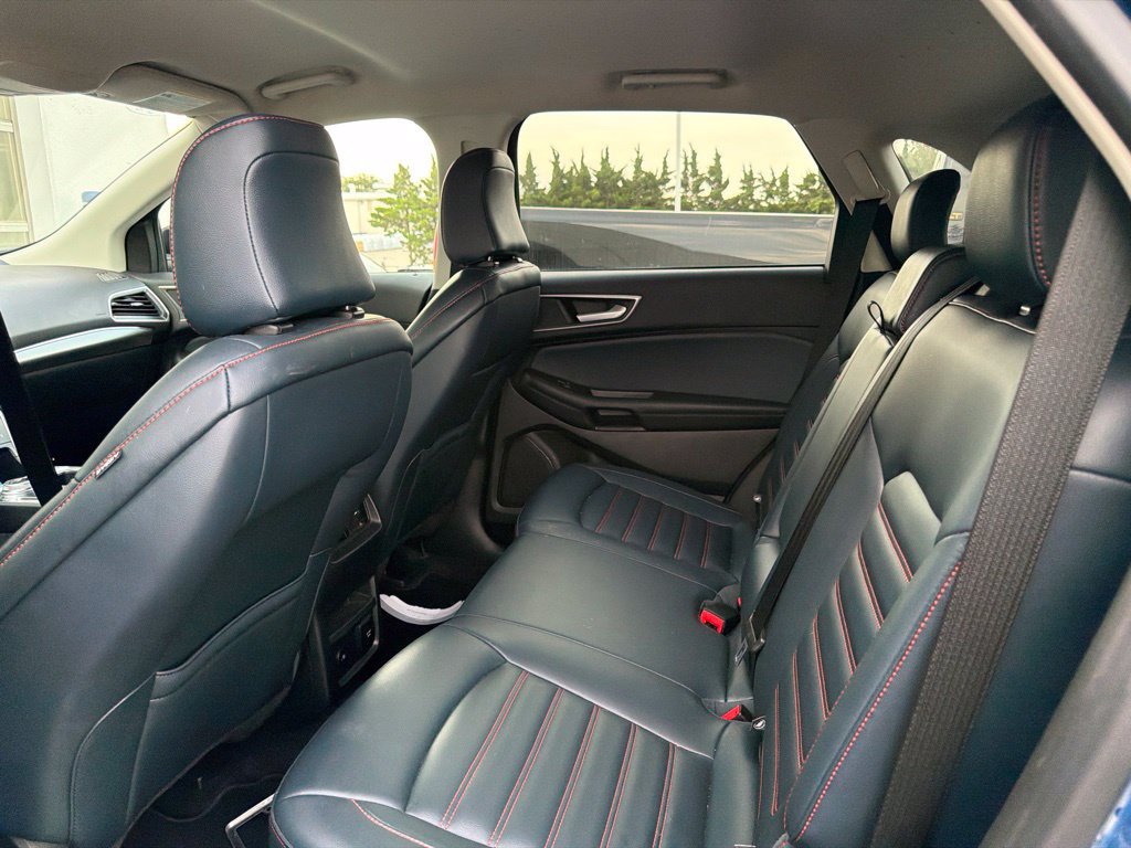 Used 2024 Ford Edge SEL w/ Sport Appearance Package AWD/4WD image 7