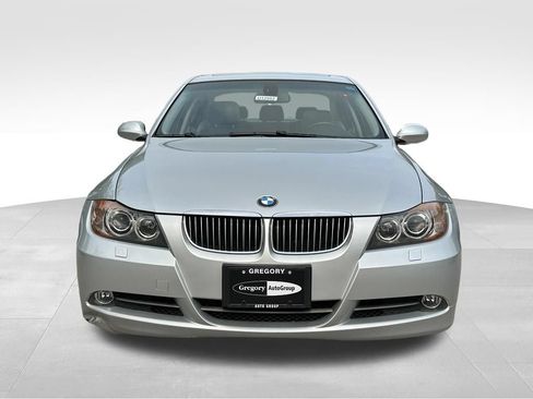 Used 2006 BMW 330i Sedan RWD image 3