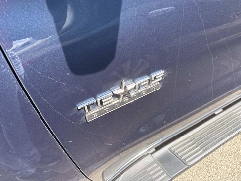 Used 2019 Chevrolet Silverado 1500 LT w/ Texas Edition image 3