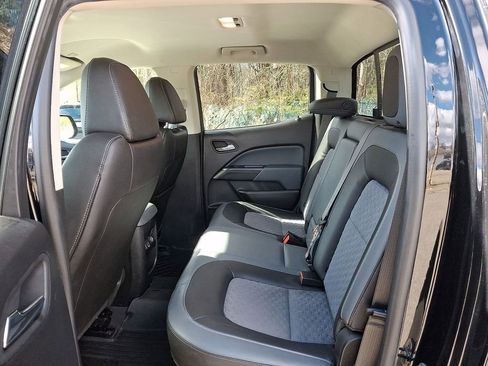 Used 2020 Chevrolet Colorado Z71 image 16