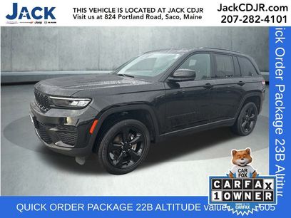 Used 2023 Jeep Grand Cherokee Altitude