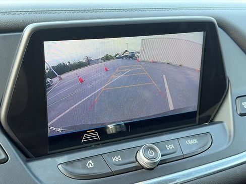 Used 2019 Chevrolet Blazer LT FWD image 26
