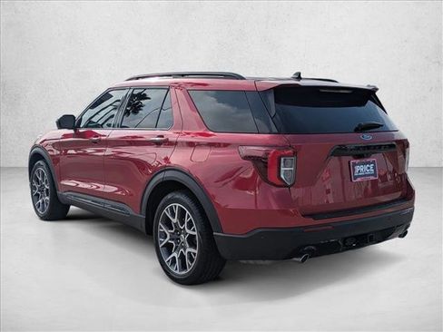 Used 2023 Ford Explorer ST-Line w/ Class IV Trailer Tow Package image 7