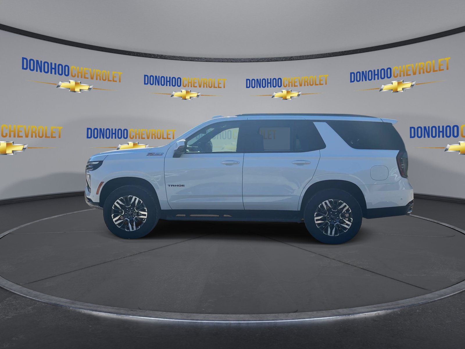 New 2027 Chevrolet Tahoe Z71 w/ Comfort Package AWD/4WD image 8