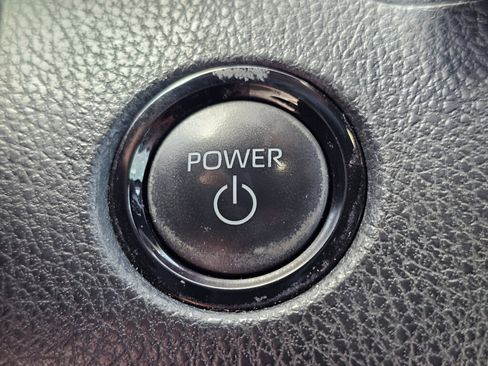 Used 2025 Toyota Camry XSE FWD image 28