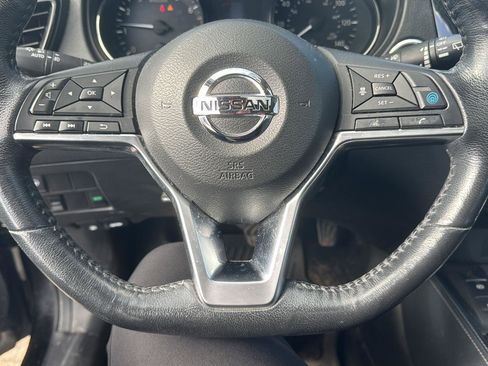 Used 2019 Nissan Rogue Sport SL w/ Premium Package image 14