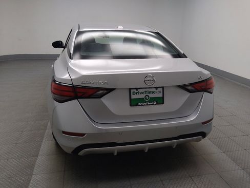 Used 2021 Nissan Sentra SV FWD image 6