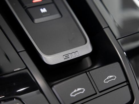 Certified 2026 Porsche 911 Targa 4 GTS image 25