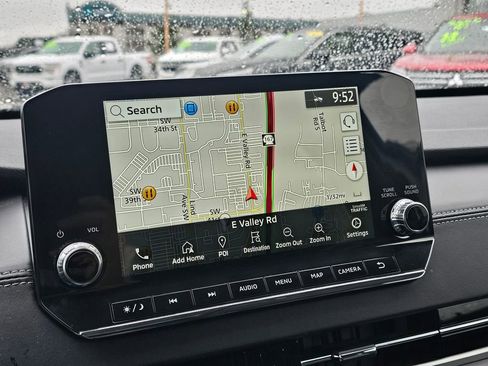 Used 2024 Mitsubishi Outlander SEL AWD/4WD image 23