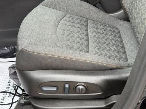 Used 2022 Chevrolet Equinox LT image 22