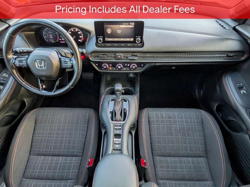 Used 2025 Honda HR-V Sport image 15