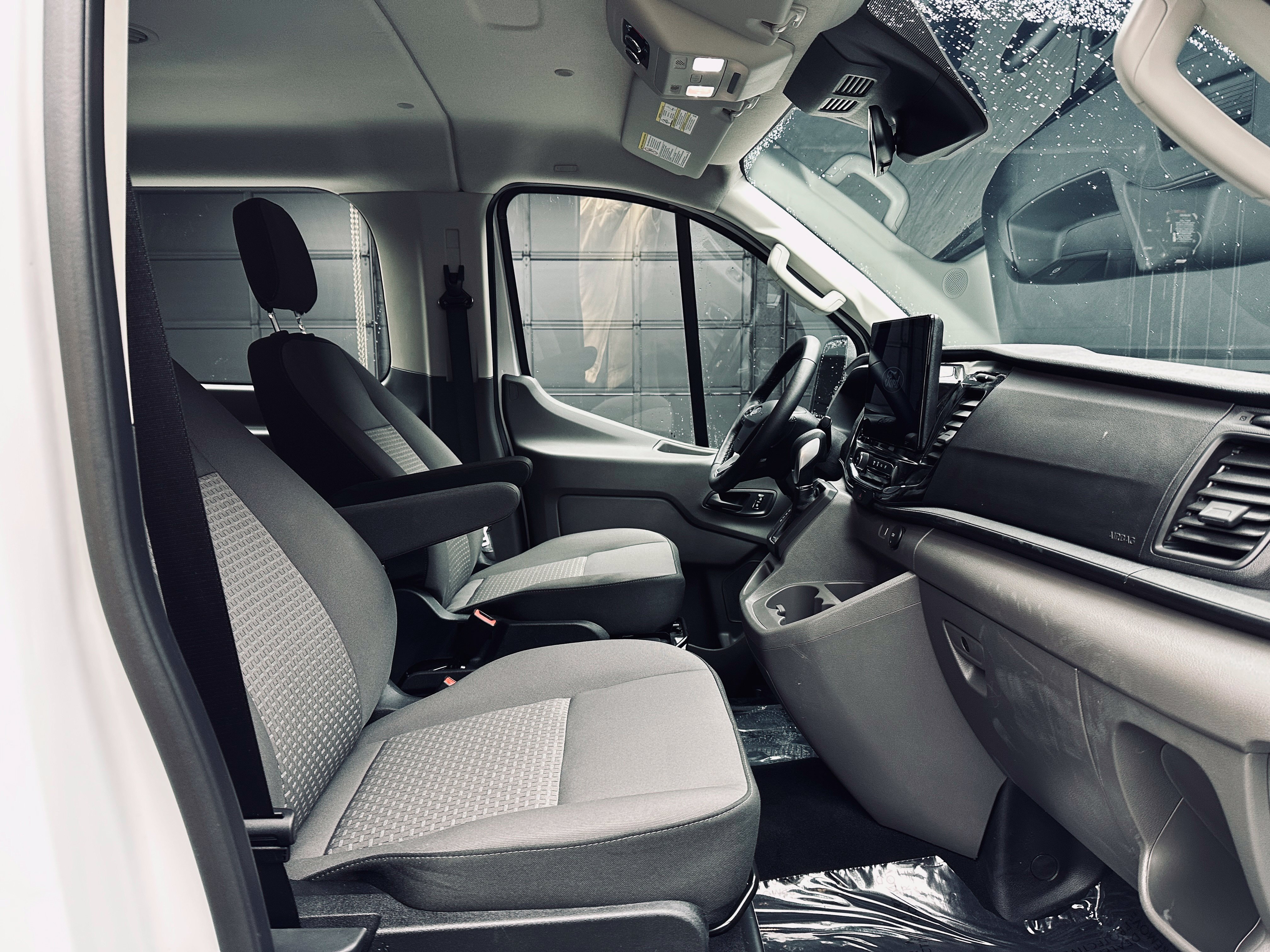 Used 2026 Ford Transit 350 XLT RWD image 18