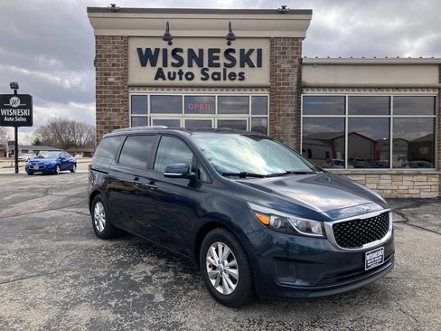 Used 2015 Kia Sedona LX w/ LX Convenience Package image 1