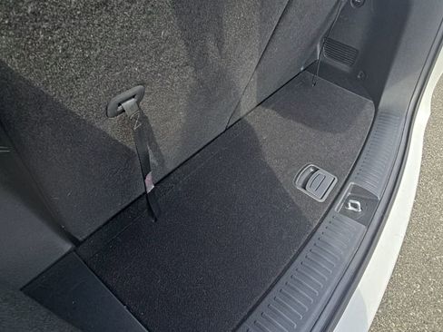 Used 2019 Kia Sorento L image 10