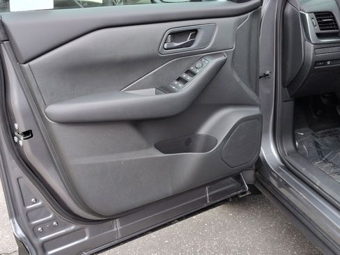 New 2026 Nissan Rogue S image 13