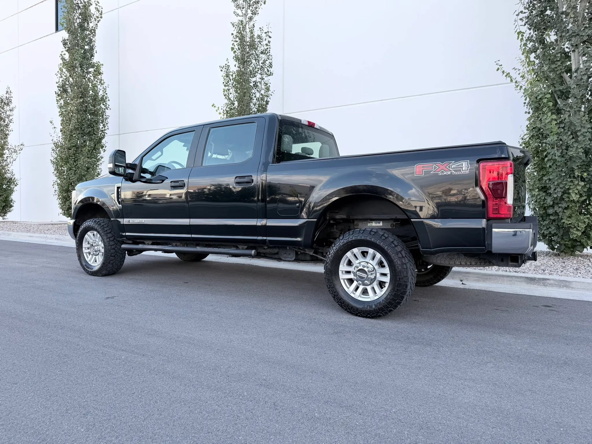 Used 2019 Ford F350 XL w/ STX Appearance Package AWD/4WD image 8