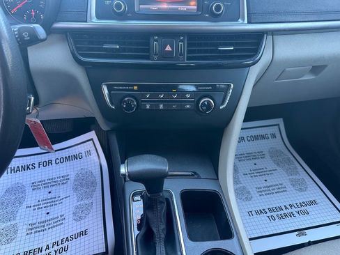 Used 2016 Kia Optima LX image 13