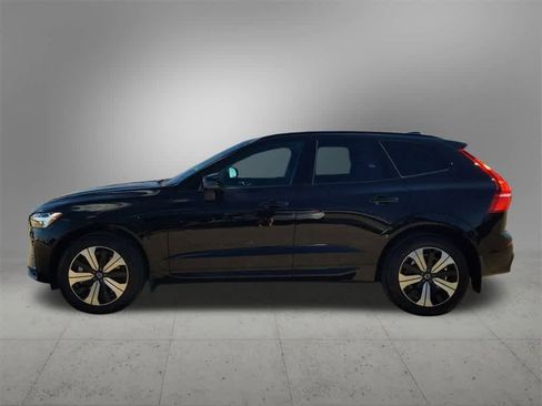 Used 2025 Volvo XC60 T8 Core w/ Protection Package Premier image 3