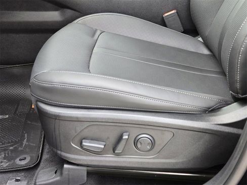 New 2026 Kia Sorento S w/ S Panoramic Sunroof Package FWD image 19