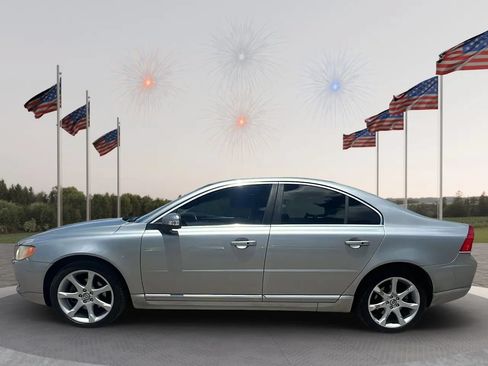 Used 2011 Volvo S80 3.2 w/ Multimedia Pkg FWD image 4