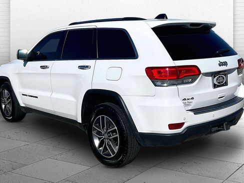 Used 2017 Jeep Grand Cherokee Limited w/ Luxury Group II image 4