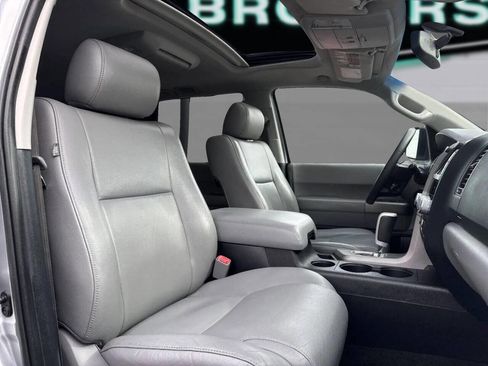 Used 2013 Toyota Sequoia Limited AWD/4WD image 23