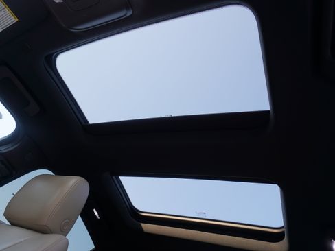 Used 2021 Cadillac CT5 Luxury w/ Sun And Sound Package image 17