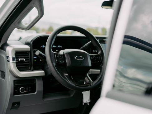 Used 2024 Ford F350 XLT image 17