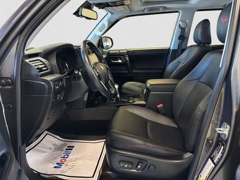 Used 2023 Toyota 4Runner TRD Off-Road Premium w/ Off Road Premium Plus Package image 10