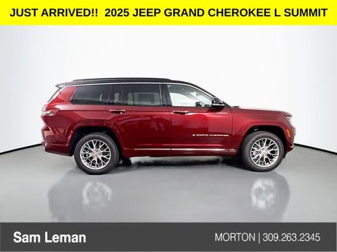 New 2025 Jeep Grand Cherokee L Summit w/ Luxury Tech Group V image 8