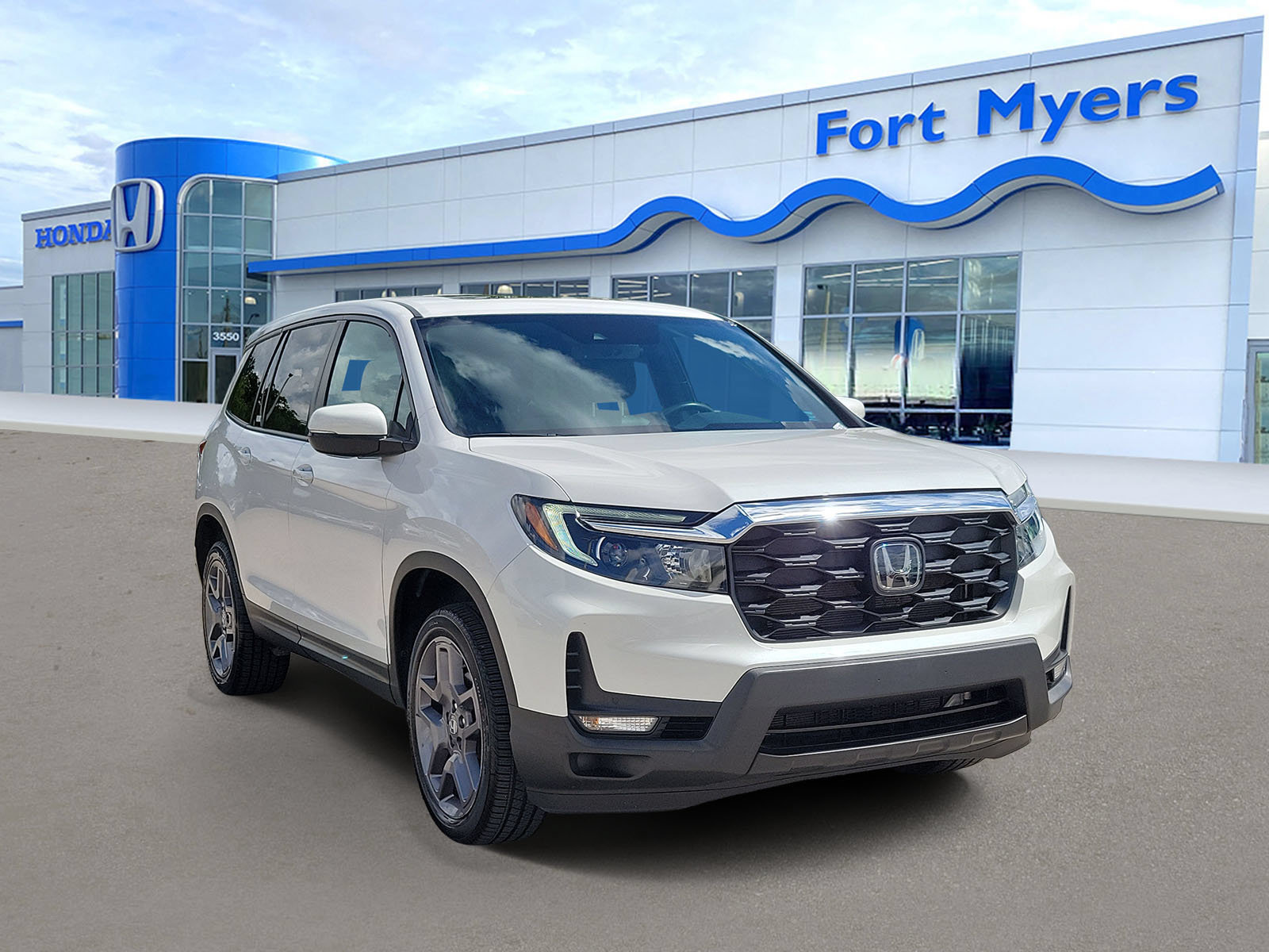 Used 2023 Honda Passport EX-L image 1