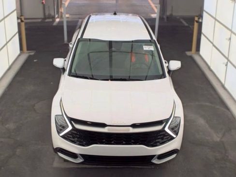 Certified 2025 Kia Sportage EX FWD image 2