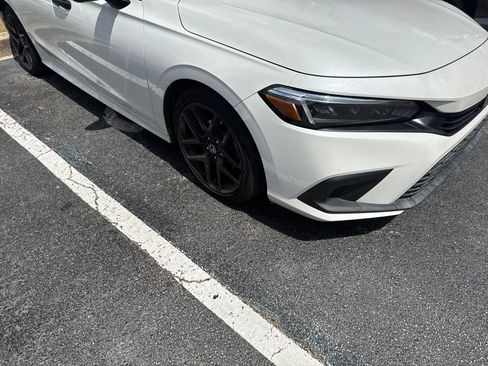 Used 2023 Honda Civic Sport image 4
