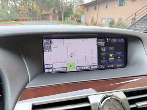 Used 2014 Lexus LS 460 image 17