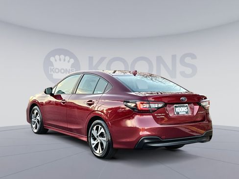 Used 2025 Subaru Legacy Premium image 4